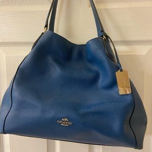 Gorgeous Coach purse, unique teal/blue color